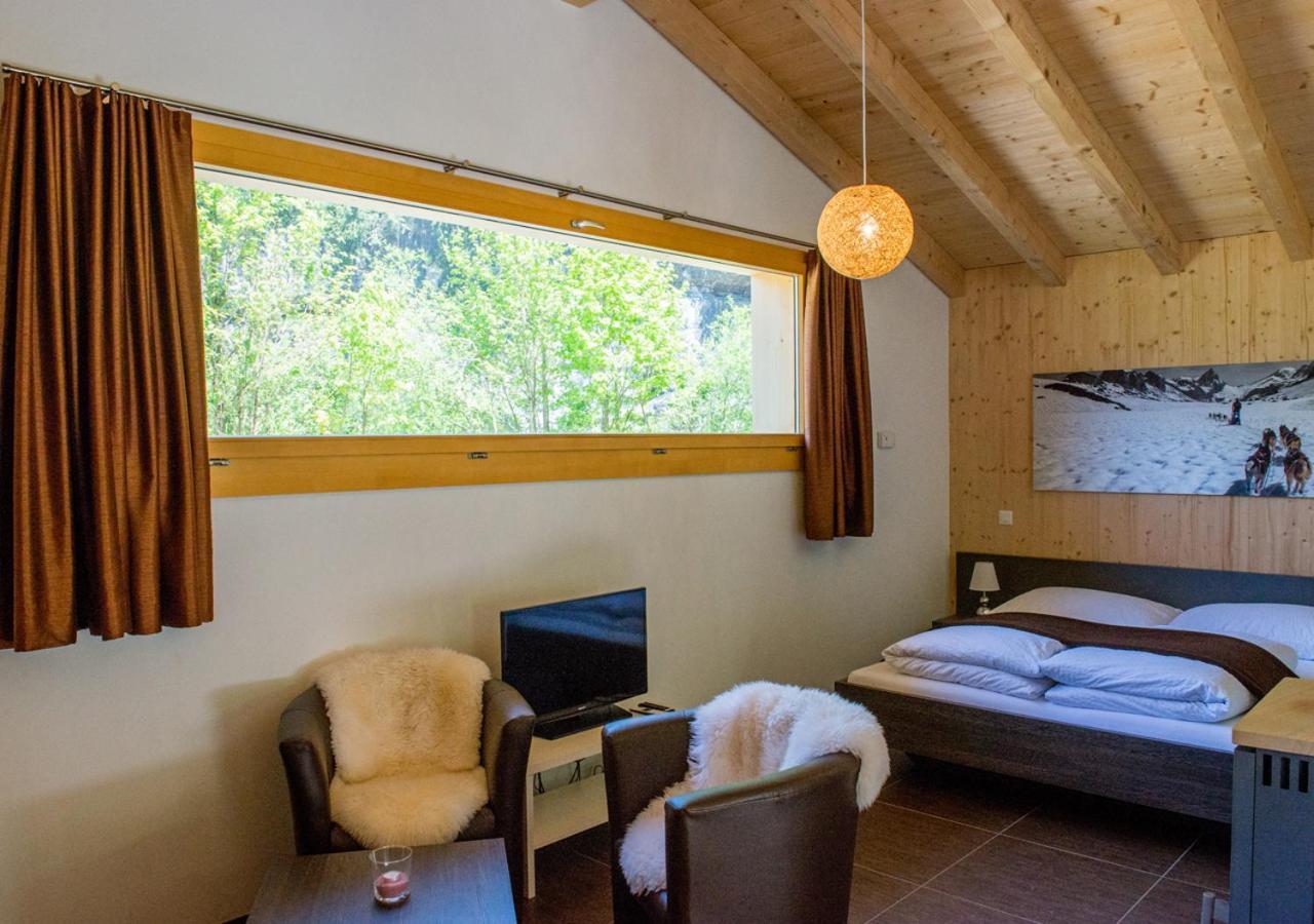 Huettenhotel Husky Lodge Muotathal Luaran gambar