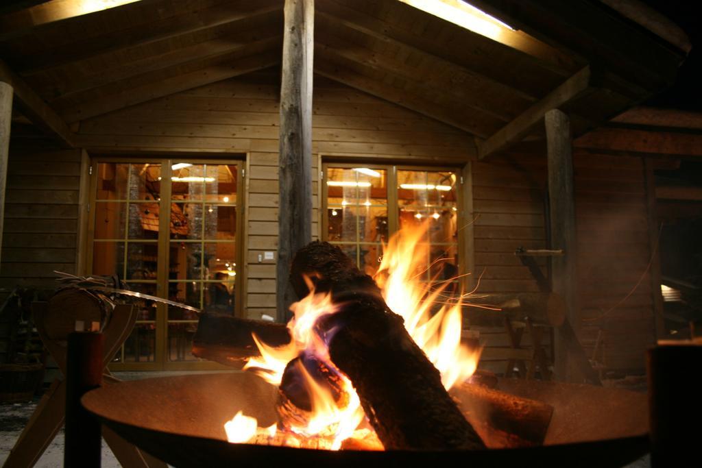 Huettenhotel Husky Lodge Muotathal Luaran gambar