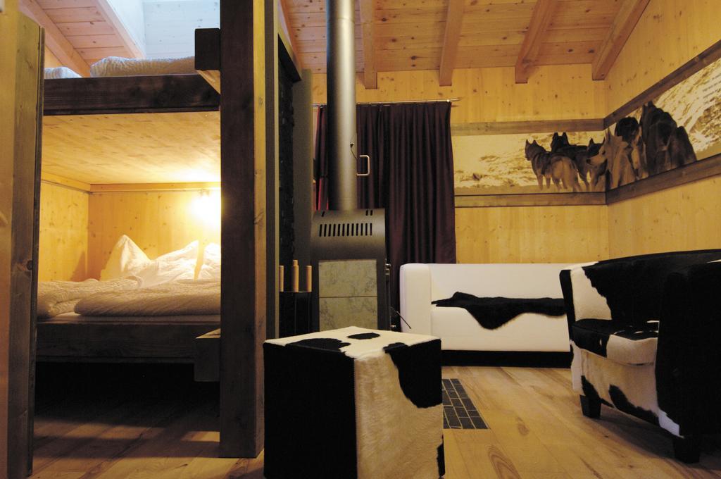 Huettenhotel Husky Lodge Muotathal Bilik gambar